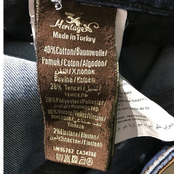 34 Heritage Courage Mid-Rise Straight Jeans 36/32 - Classic, Versatile, Casual - Picture 4 of 9